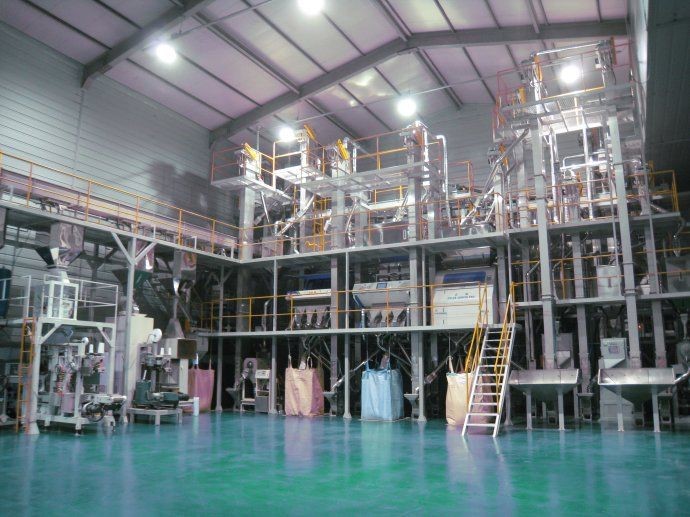 鋼架式大米加工設(shè)備(圖3) 鋼架式大米加工設(shè)備(圖3)