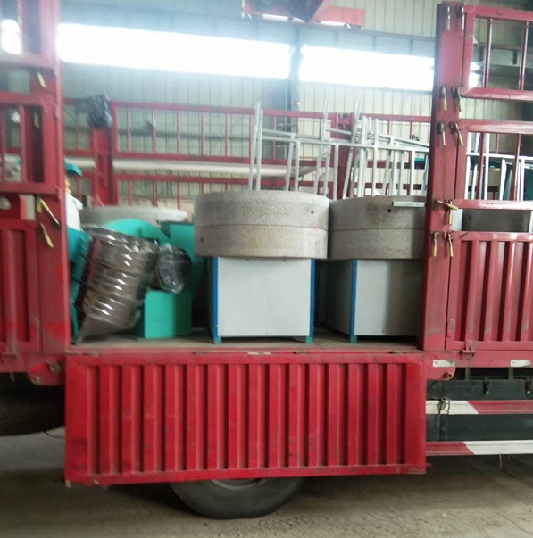 面粉加工設(shè)備(圖1) 面粉加工設(shè)備(圖1)